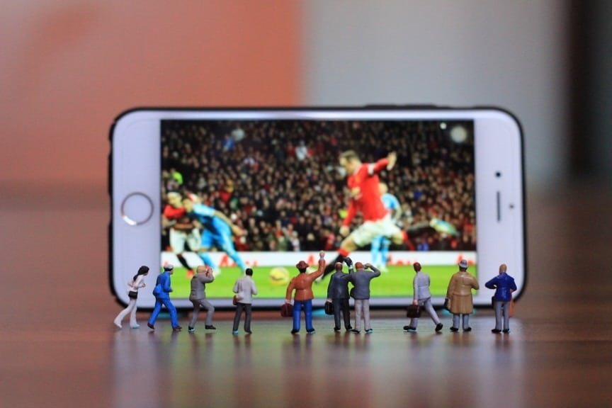 Applications streaming football
